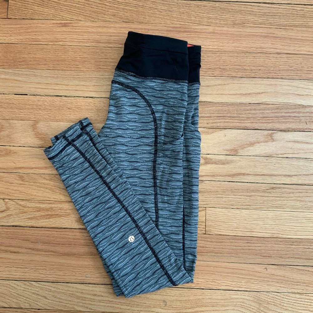 Lululemon - yoga pants